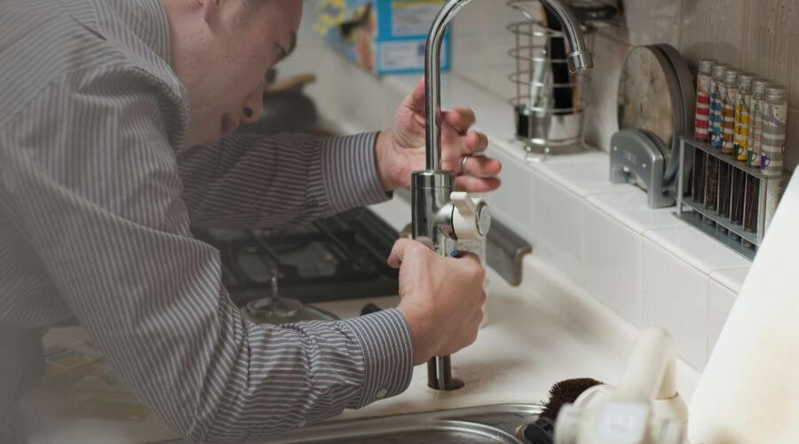 Professional sink repair in Colony, KS